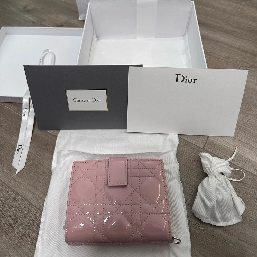Dior patent leather wallet. Brand new. Box, card, charm, ribbon included